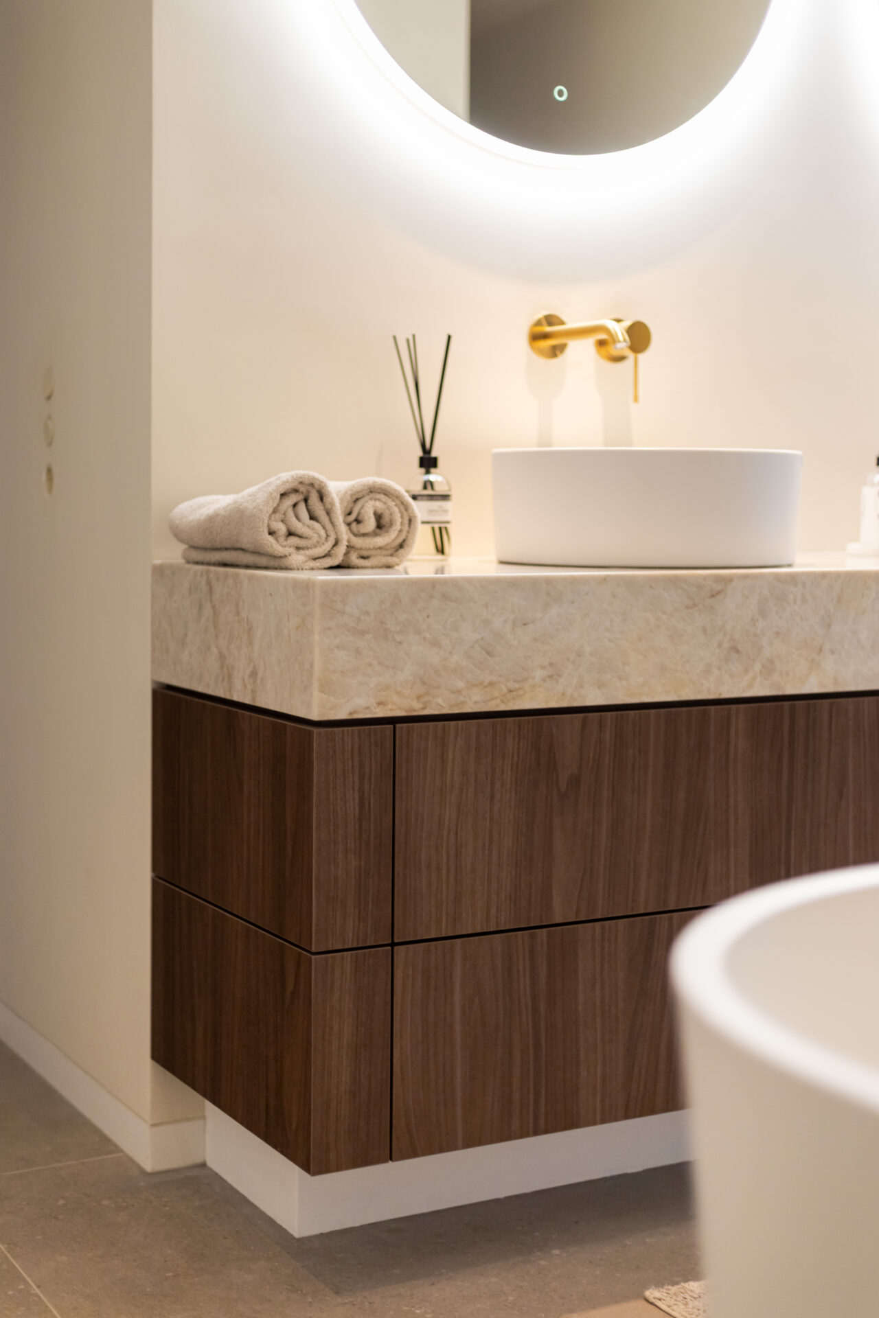 Luxe interieur met minimalistische lijnen en een doordachte indeling